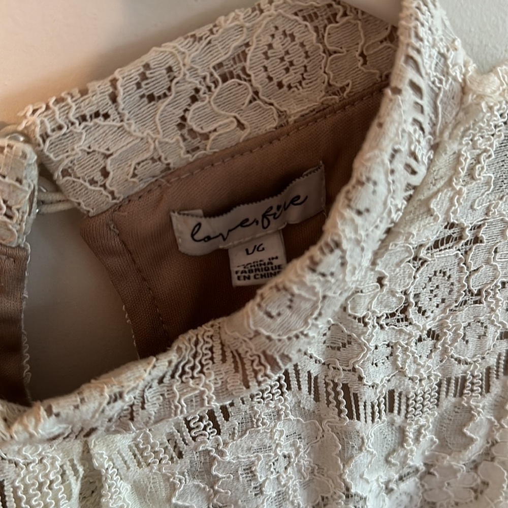 LACE SLEEVELESS TOP - Picture 4 of 4